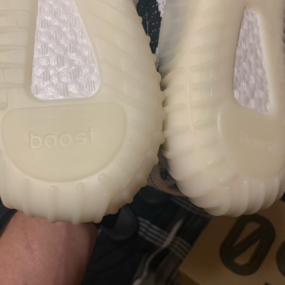 Yeezy 350 Boost V2 “Zebra” - Picture 4 of 4
